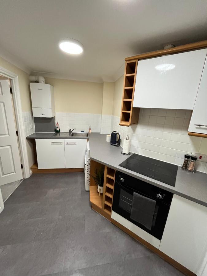Archers 2 Bedrooms, Balcony, 2 Bathrooms, Free Parking, Wifi Southampton Bagian luar foto